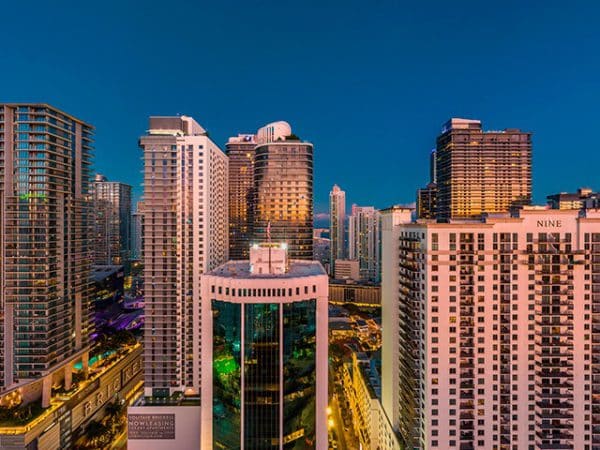 imgi_33_07-Sentral-Brickell-Views-East